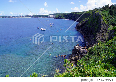 沖縄県・真栄田岬 15679454