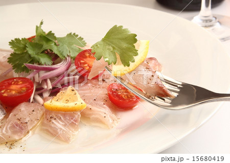 カルパッチョ　鯛　コリアンダー 15680419