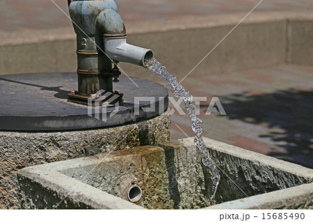 手押しポンプ式井戸 15685490