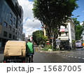 シンガポール 15687005