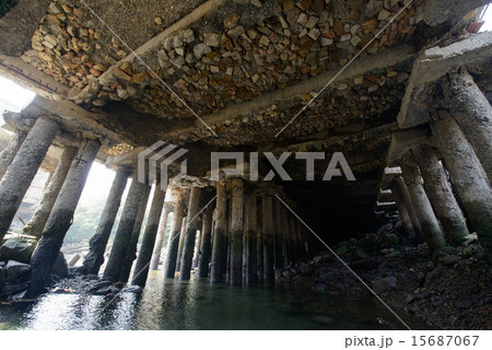 端島小学校・中学校　地下　露出した基礎部分 15687067