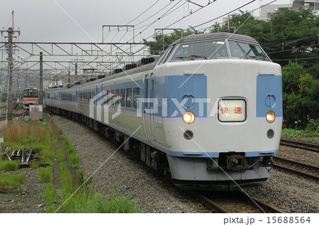 183系特急型車両による快速むさしの号 15688564