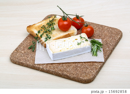 Soft brie cheese 15692858