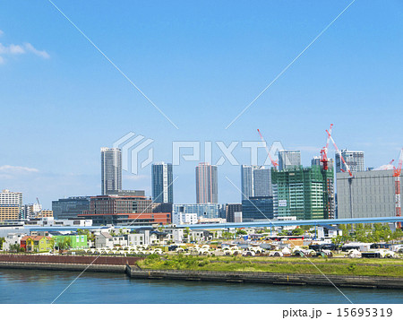 豊洲大橋からの都市風景 豊洲大橋からの都市風景 15695319