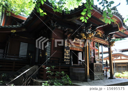 王子稲荷神社　本殿 15695575