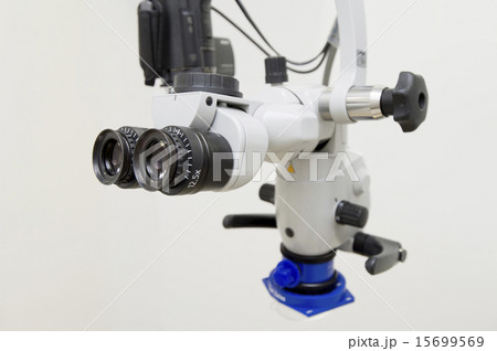 歯科のマイクロスコープ 15699569