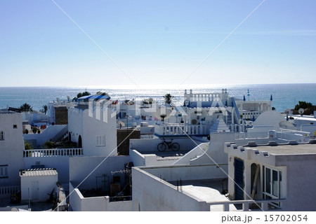 チュニスのメディナ 15702054