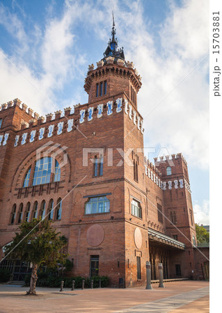 Castell dels tres dragons exterior, Barcelona 15703881