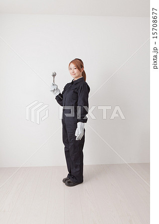 a portrait a portrait 15708677