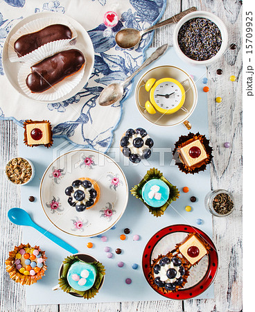 tea time 15709925