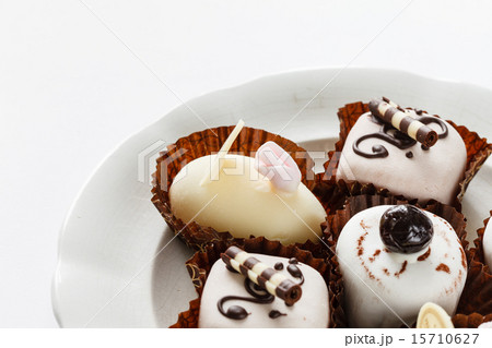 sweet dessert 15710627