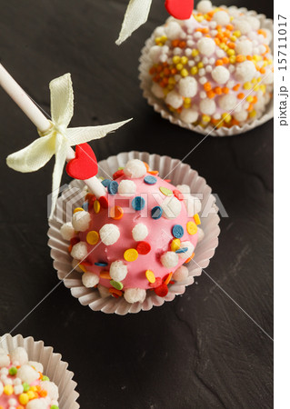 cake pops 15711017