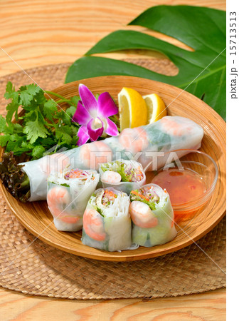 生春巻きの南国風イメージ。 15713513