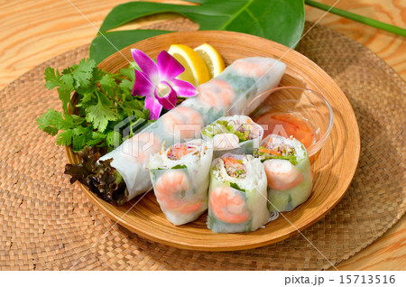 生春巻きの南国風イメージ。 15713516