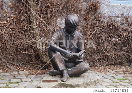 デュルビュイの少年像 15714851