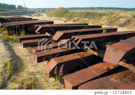 Metal sleepers 15718803