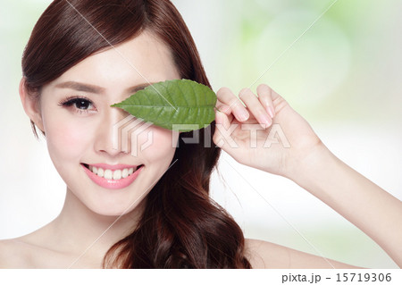 skin care and organic cosmetics 15719306