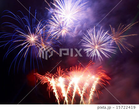 Salute, fireworks above the bay. 15722419