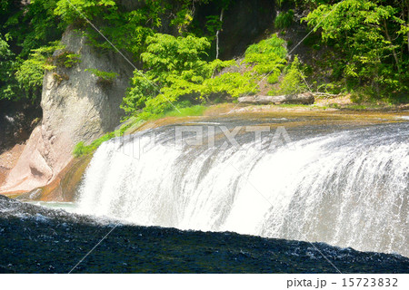 吹割の滝 15723832