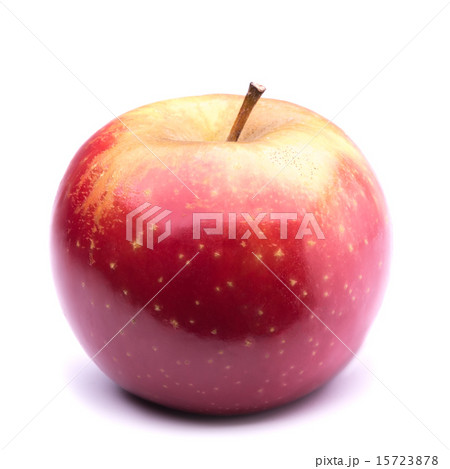 red ripe apple 15723878