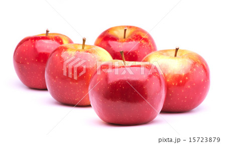 red ripe apples 15723879