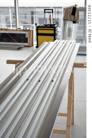 Interior construction frame 15725366