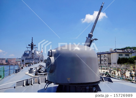 護衛艦 ゆうぎり　主砲・単装速射砲　（ 海上自衛隊 横須賀基地 ） 15726989