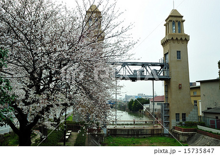 松重閘門 15735847