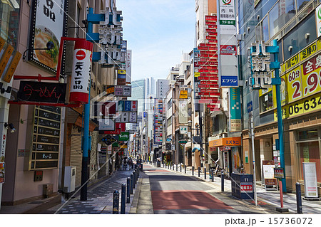 大阪キタ 昼下がりの北新地 15736072