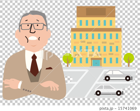 腕組をする年配のスーツの男性と4階建ての建物,駐車場 15741069