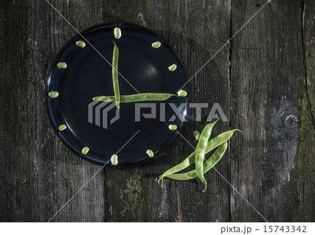 Bean pods and green beans 15743342