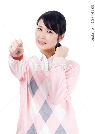 私服の女性　パンチ 15744239