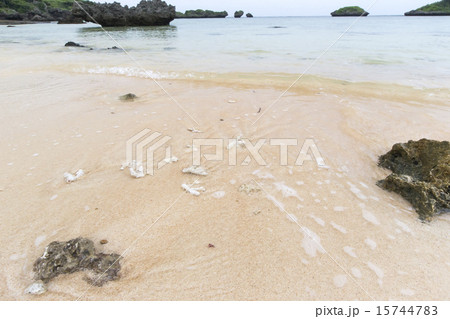 星砂の浜の風景 15744783