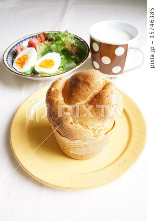 ポップオーバーの朝食 ポップオーバーの朝食 15746385