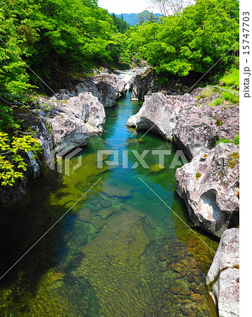 耶馬渓猿飛の甌穴群 15747703
