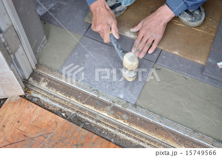 タイル張り 15749566