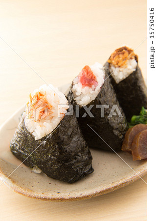 おにぎり おにぎり 15750416