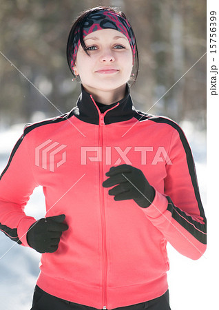 Winter running 15756399