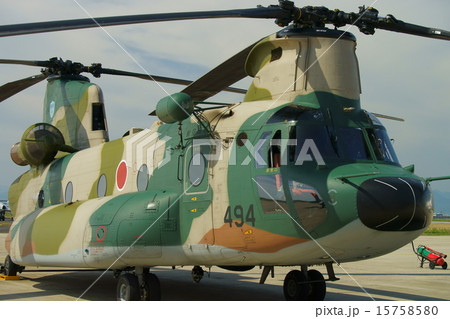 CH-47　大型輸送用ヘリコプター 15758580