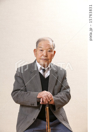 100歳の元気なおじいさん 100歳の元気なおじいさん 15763831