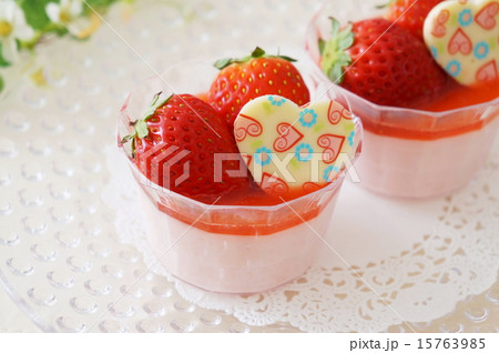 苺のムース 15763985