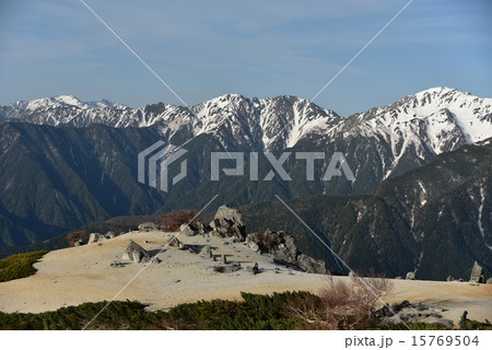 鳳凰山から望む白峰三山 鳳凰山から望む白峰三山 15769504