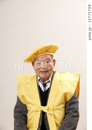 100歳の元気なおじいさん 100歳の元気なおじいさん 15775708