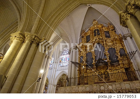 トレドのカテドラル内部 15779053