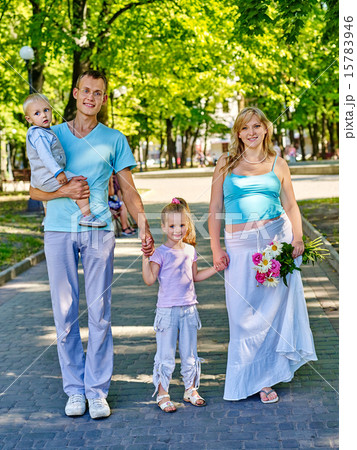 Pregnant woman outdoor. Pregnant woman outdoor. 15783946