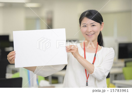 オフィスの女性 オフィスの女性 15783961