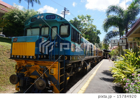 オーストラリア　キュランダ鉄道　プラットホーム 15784920