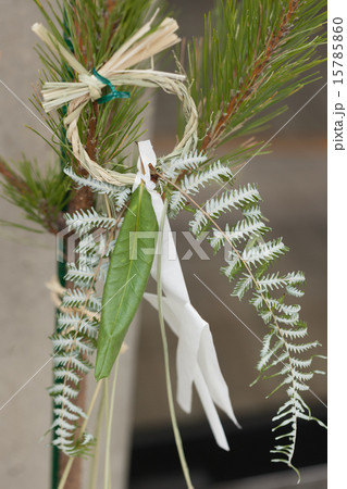 東京の正月飾り 15785860