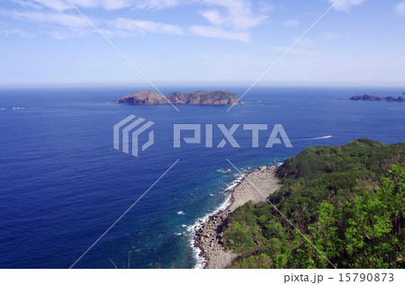 父島の三日月山　展望台（ウェザーステーション）周辺の風景 15790873