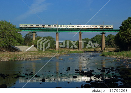 八高線209系3100番台と入間川橋梁 15792263